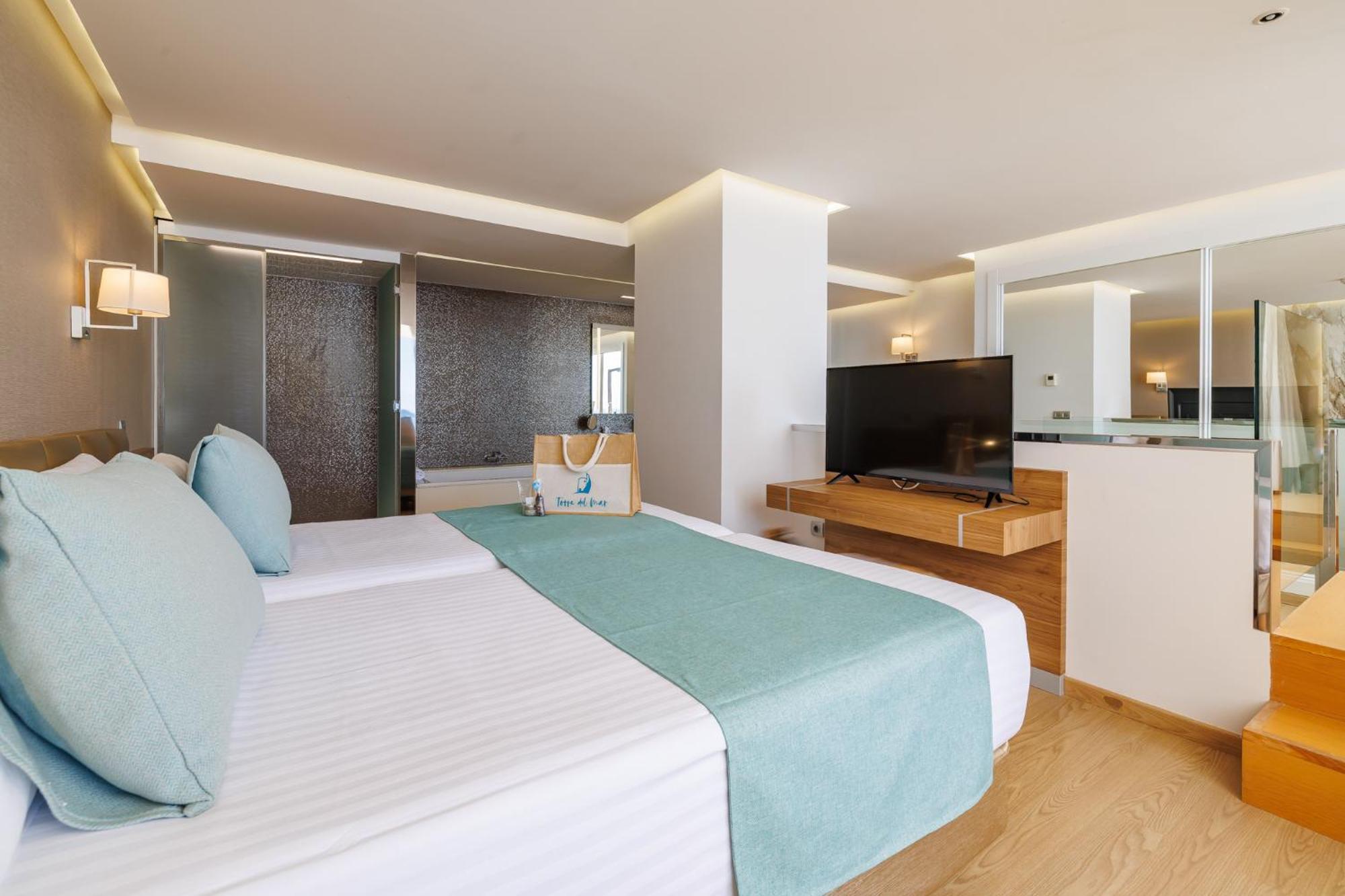Hotel Torre Del Mar - Ibiza Playa d'en Bossa Εξωτερικό φωτογραφία